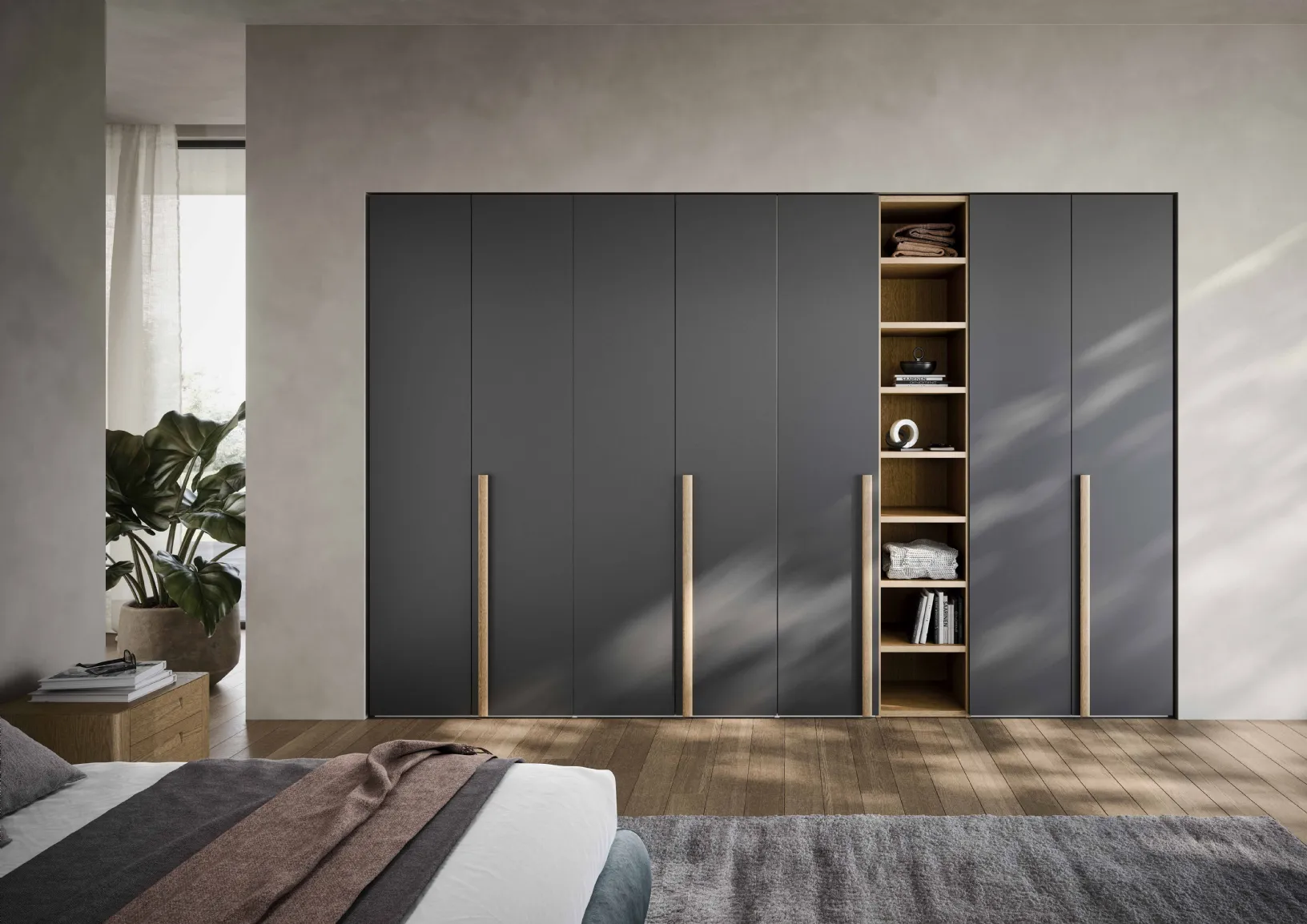 Armadio a incasso con ante battenti Thick in laccato con maniglie in legno di Novamobili