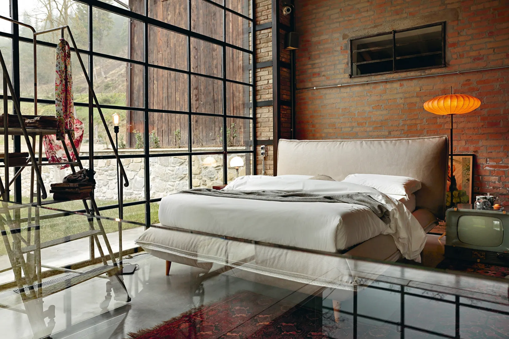 Letto in tessuto imbottito Davis di Noctis