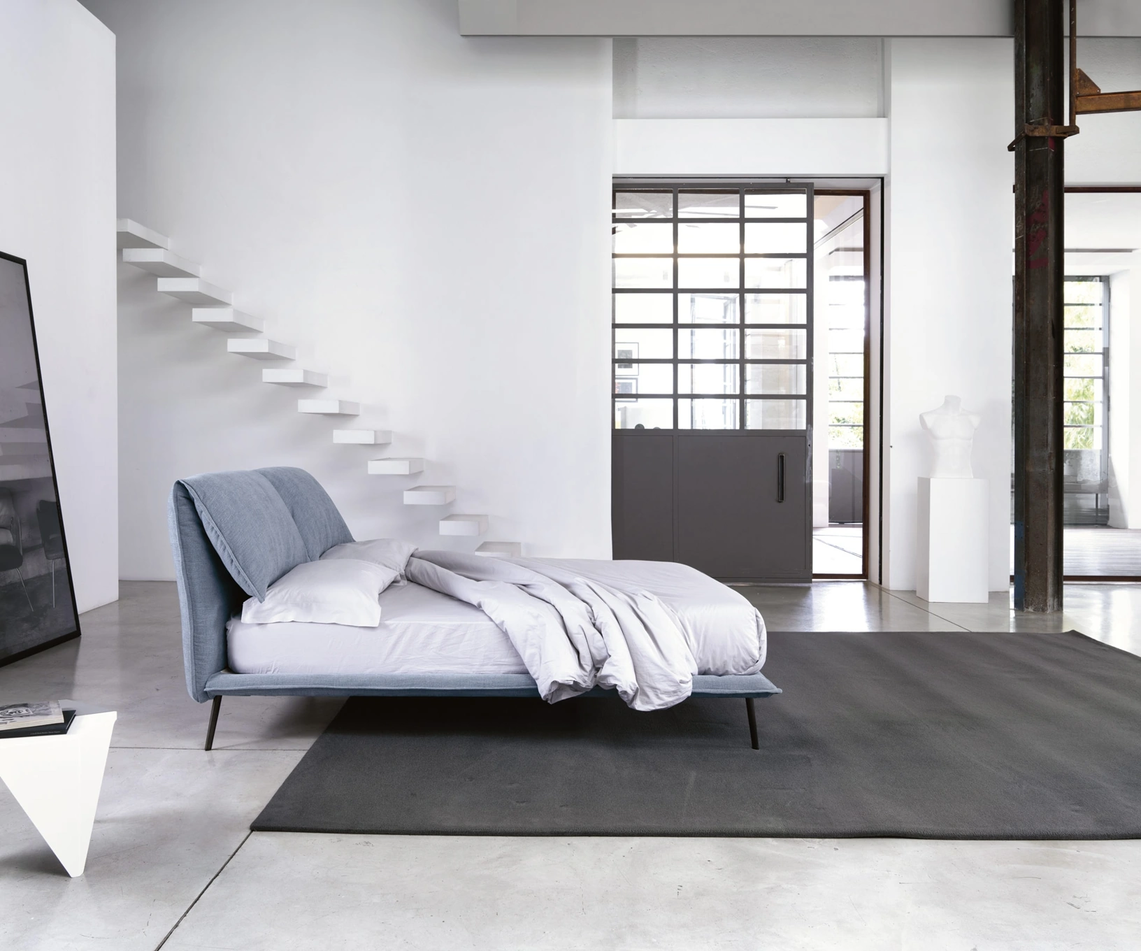 Letto in tessuto imbottito Eos di Noctis