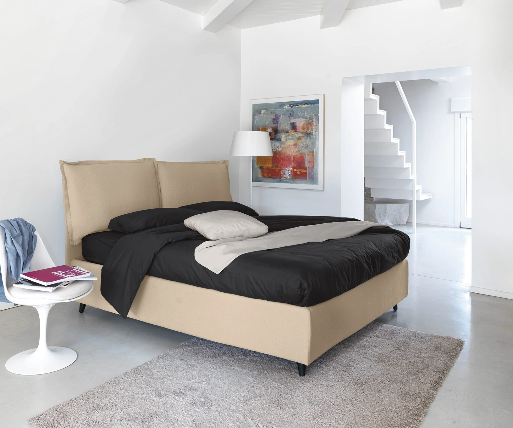 Letto imbottito Vera di Noctis