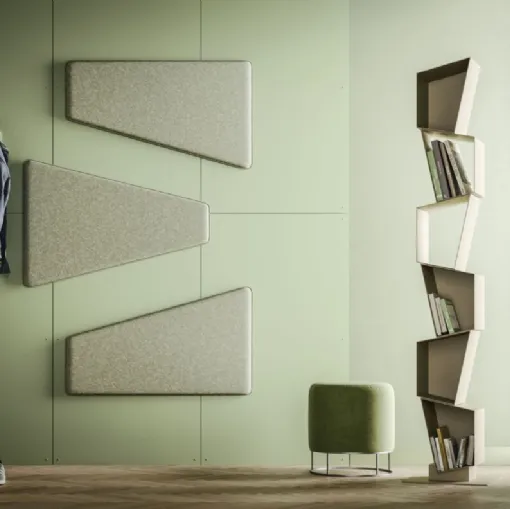 Libreria componibile Su formata da poligoni irregolari in metallo di Ronda Design