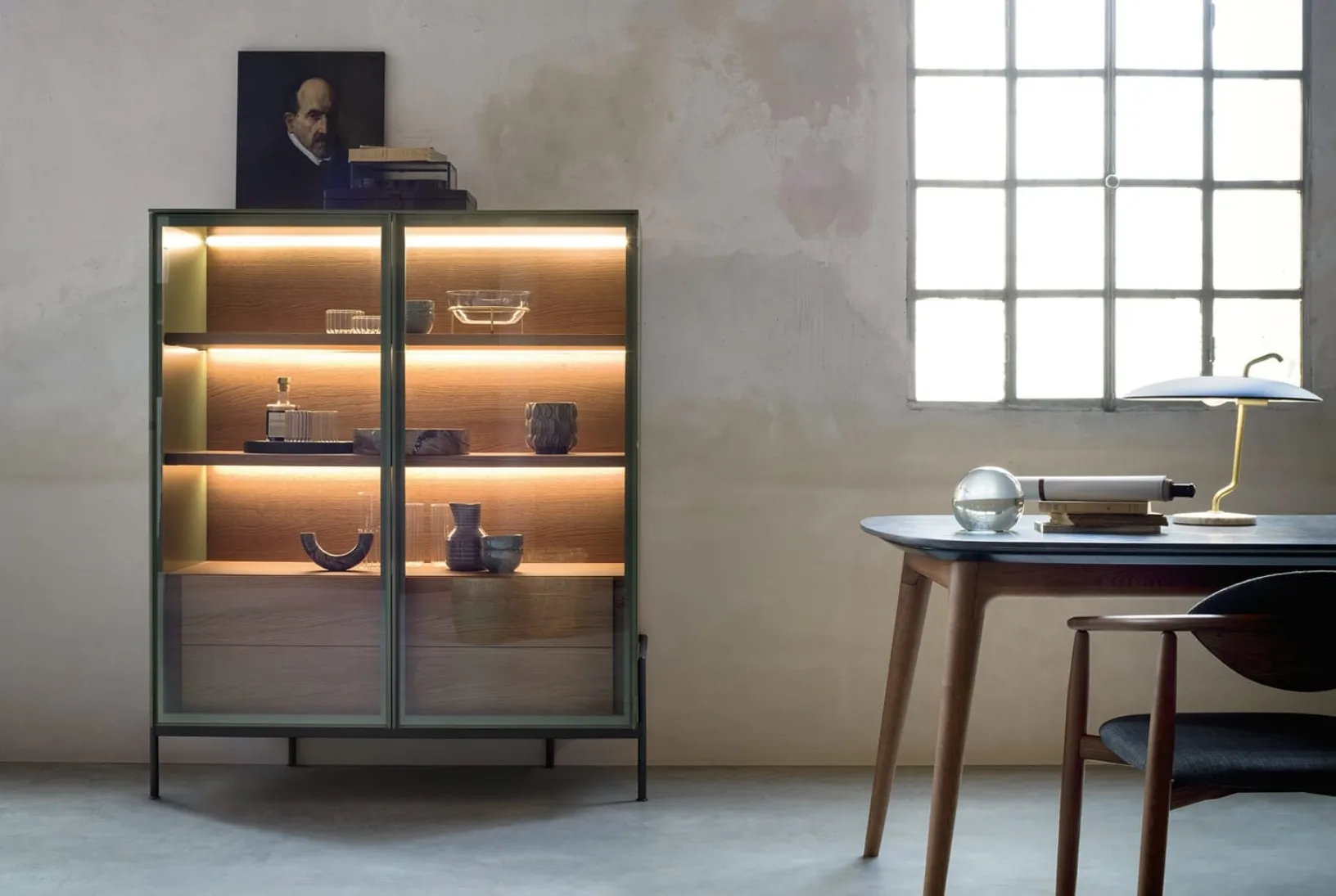 Madia Alta Belt 01 in vetro e legno di Novamobili