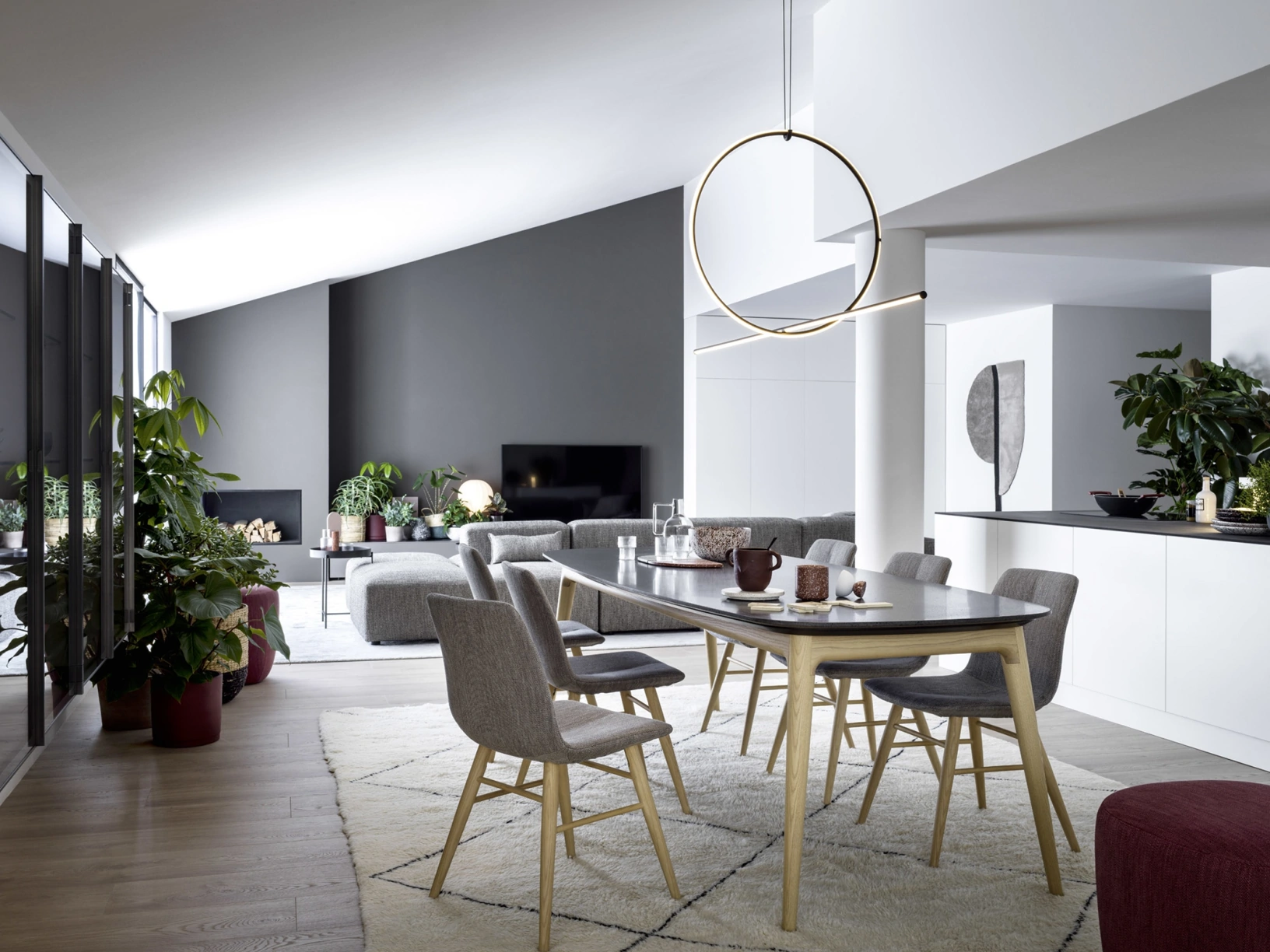 Tavolo Hanami con top in marmo di Novamobili